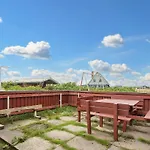 10 Person In Harboore-by Traum * Harboør