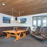 10 Person In Harboore-by Traum * Harboør