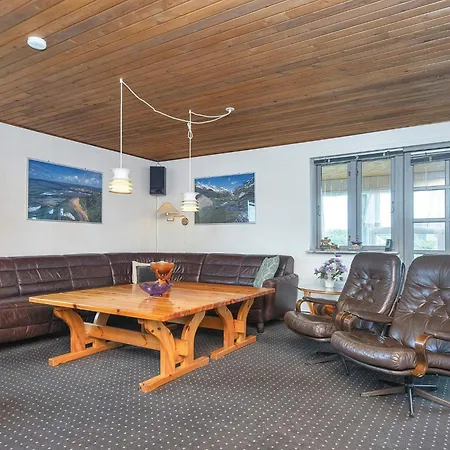 10 Person In Harboore-by Traum * Harboør